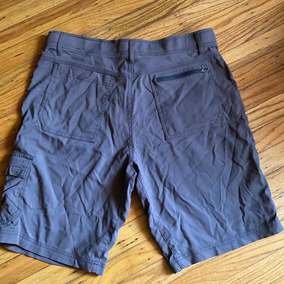 Gerry Adventure Cargo Zip Shorts - Picture 3 of 4